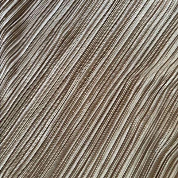 Two piece pant and long sleeve set - Picture 2 of 3